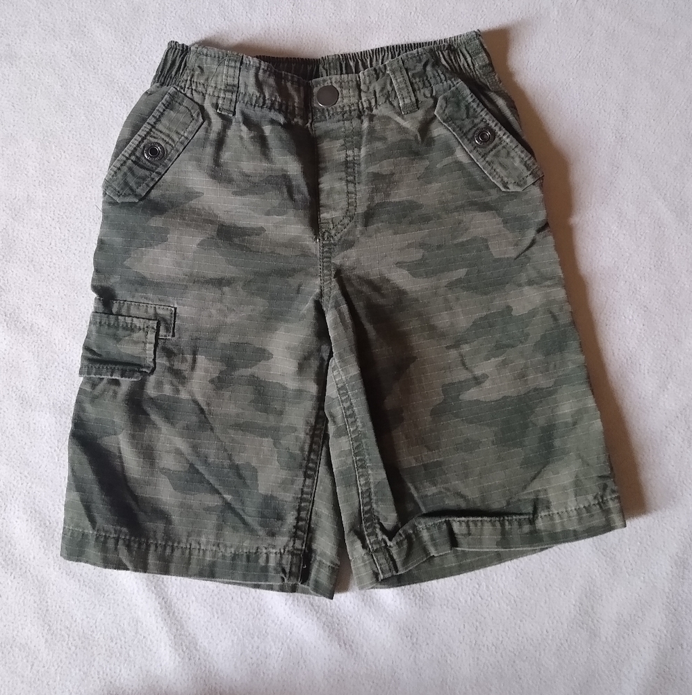 Sonoma Boys Camo Shorts Size 7